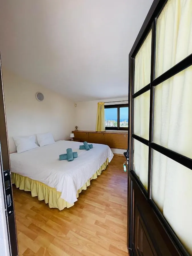 Ocean View Golf Retreat: Private Heated Pool & Spacious Family Villa San Miguel de Abona Holiday home