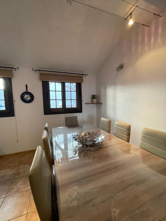 Ocean View Golf Retreat: Private Heated Pool & Spacious Family Villa San Miguel de Abona