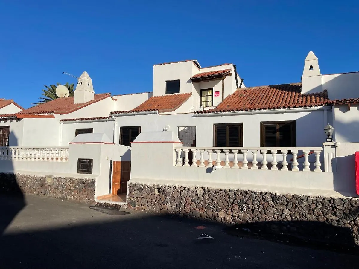 Ocean View Golf Retreat: Private Heated Pool & Spacious Family Villa San Miguel de Abona Spain