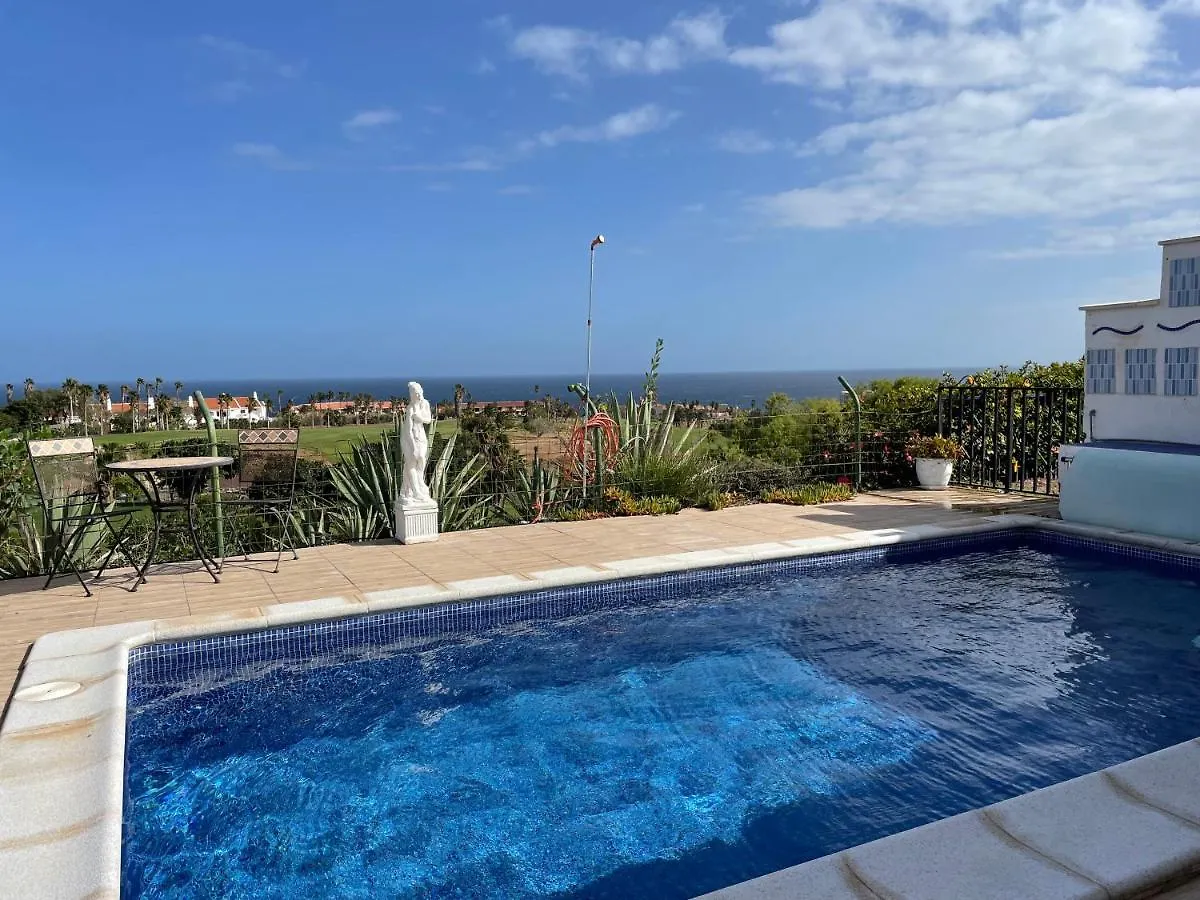 Ocean View Golf Retreat: Private Heated Pool & Spacious Family Villa San Miguel de Abona Holiday home