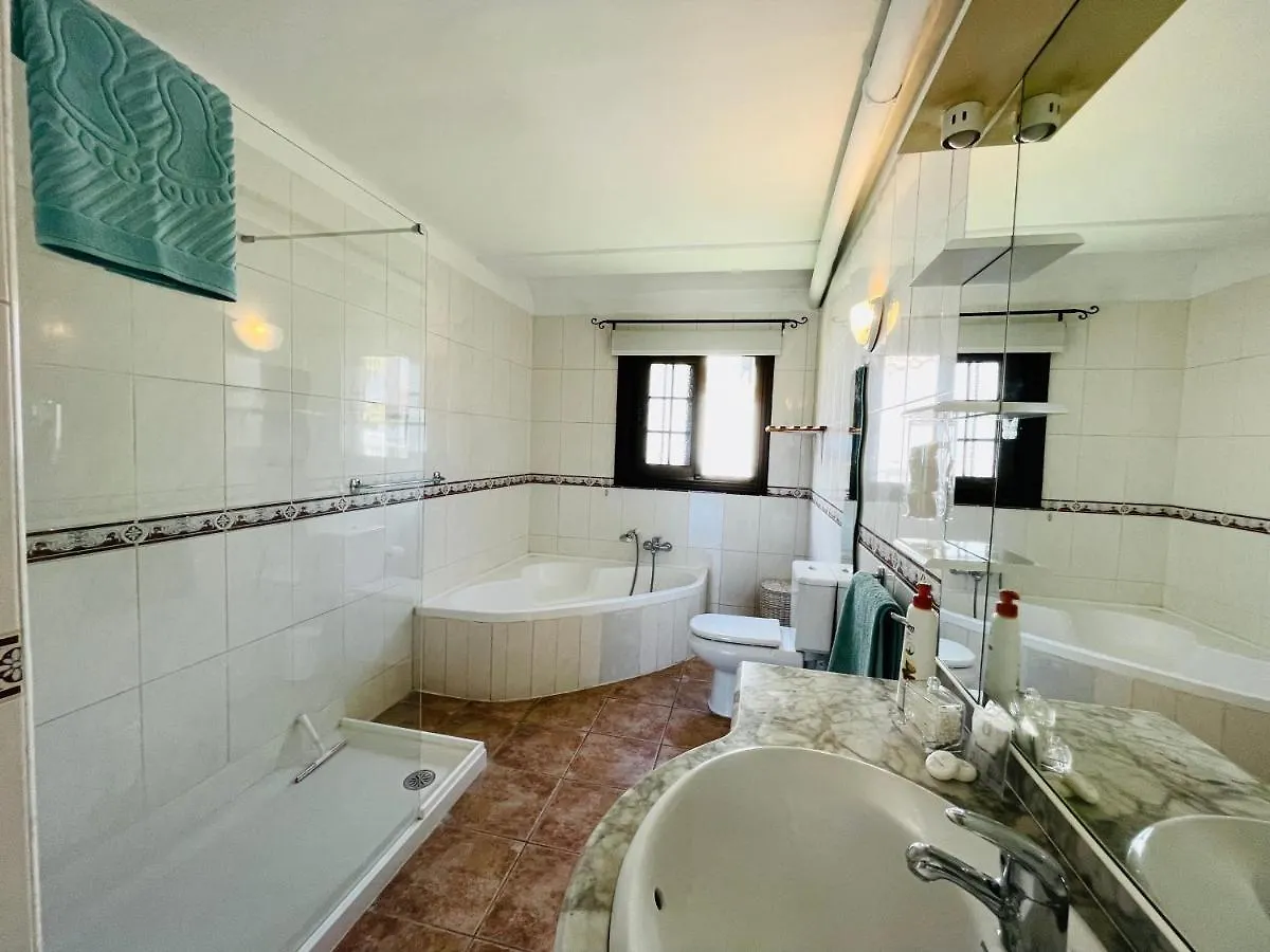 Holiday home Ocean View Golf Retreat: Private Heated Pool & Spacious Family Villa San Miguel de Abona